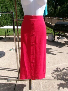 NWT RETROLOGY RED SKIRT S